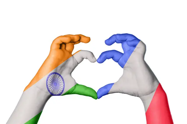 印度法国心脏 手握着造心的手势 收割之路 — 图库照片