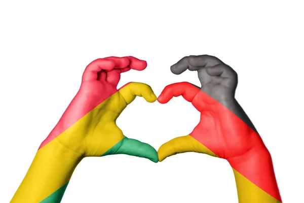玻利维亚德国心脏 手握着造心的手势 收割之路 — 图库照片