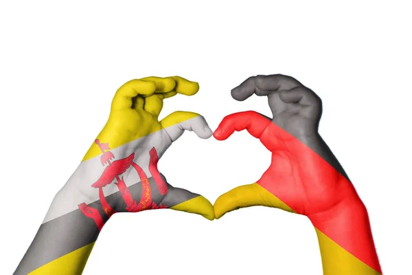 Μπρουνέι Γερμανία Καρδιά Χέρι Χειρονομία Κάνοντας Καρδιά Ψαλίδισμα Μονοπάτι — Φωτογραφία Αρχείου