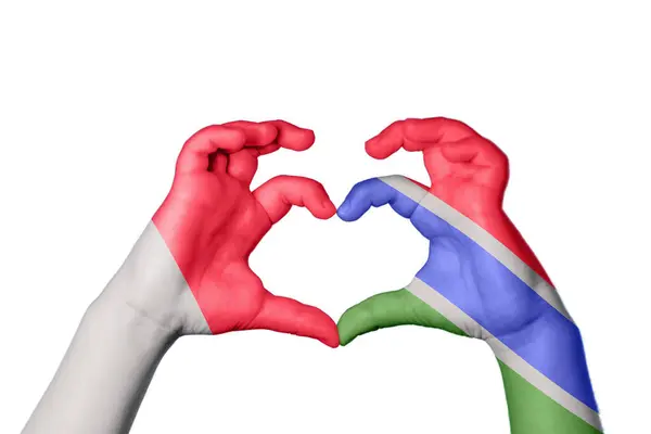 Malta Gambia Heart Ruční Gesto Tvorby Srdce Ořezávání Cesta — Stock fotografie