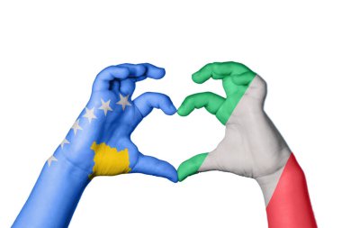 Kosova İtalya 'nın Kalbi ve El hareketi kalp yaptı, Yolu Kırptı