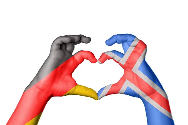 Allemagne Islande Coeur Geste Main Faisant Coeur Sentier Coupe — Photo