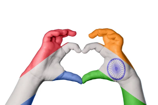 荷兰印度心 手手势造心 收割路径 — 图库照片