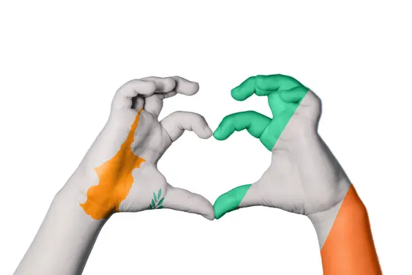 Cypern Irland Hjärta Hand Gest Att Göra Hjärta Klippning Vägen — Stockfoto