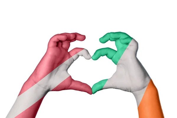 Lotyšsko Irsko Heart Hand Gesture Making Heart Clipping Path — Stock fotografie