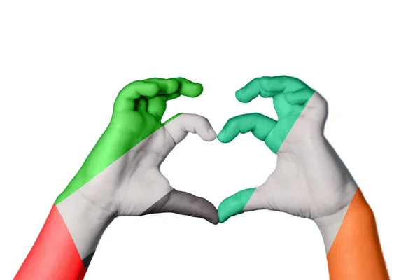Émirats Arabes Unis Irlande Coeur Geste Main Faisant Coeur Sentier — Photo
