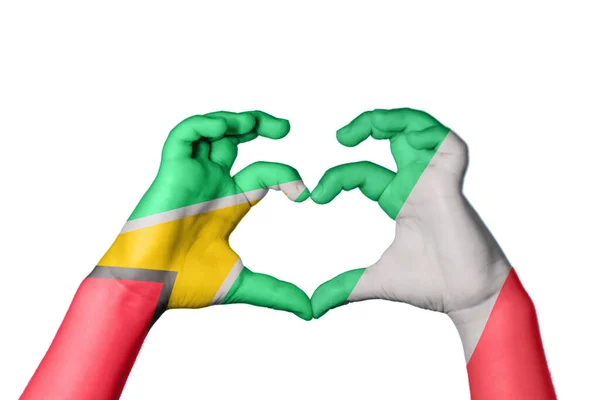 Гайана Италия Сердце Жест Руки Делает Сердце Клиппинг Путь — стоковое фото