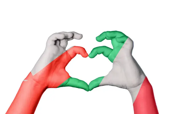 Ομάν Ιταλία Καρδιά Χειρονομία Χέρι Καθιστώντας Την Καρδιά Ψαλίδισμα Μονοπάτι — Φωτογραφία Αρχείου