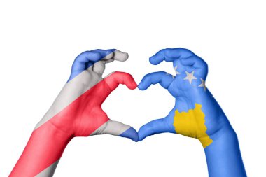 Kosta Rika Kosova Kalbi, El hareketi kalp yaptı, Yol Kesme