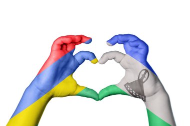 Mauritius Lesotho Kalbi, El hareketi kalp yapma, Kırpma Yolu