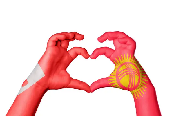 Tonga Kirgisia Sydän Käsi Ele Tehdä Sydän Leikkaus Polku — kuvapankkivalokuva