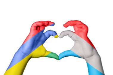 Mauritius Lüksemburg Kalbi, El hareketi kalp yapma, Kırpma Yolu