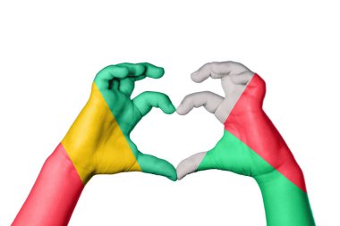 Gine Madagaskar Kalbi, El hareketi kalp yapma, Kırpma Yolu