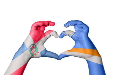 Dominik Cumhuriyeti Mareşal Adaları Kalbi, El hareketi kalp yapma, Kırpma Yolu