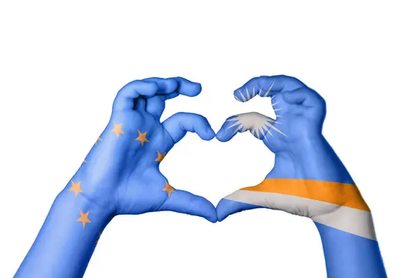 Європейський Союз Маршаллові Острови Серце Жест Рук Робить Серце Відсічний — стокове фото