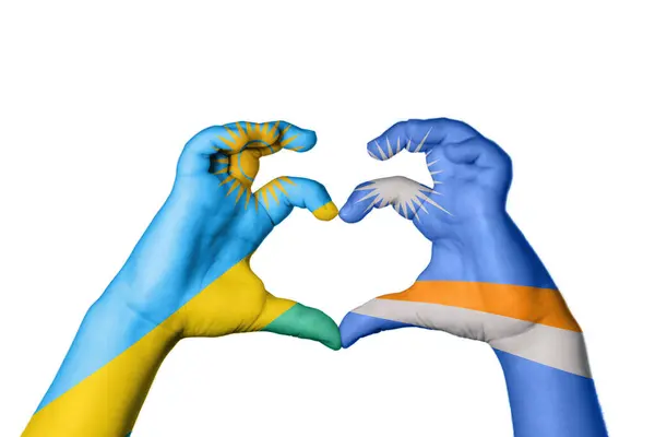 卢旺达Marshall Islands Heart Hand Gesture Making Heart Clipping Path — 图库照片