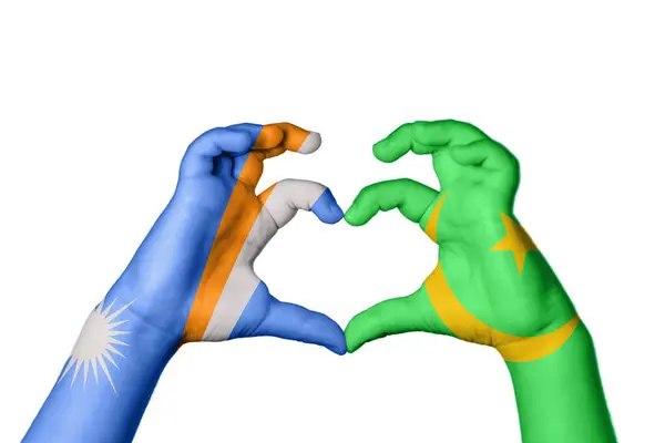 马绍尔群岛毛里塔尼亚心脏 手手势制造心脏 收割路径 — 图库照片
