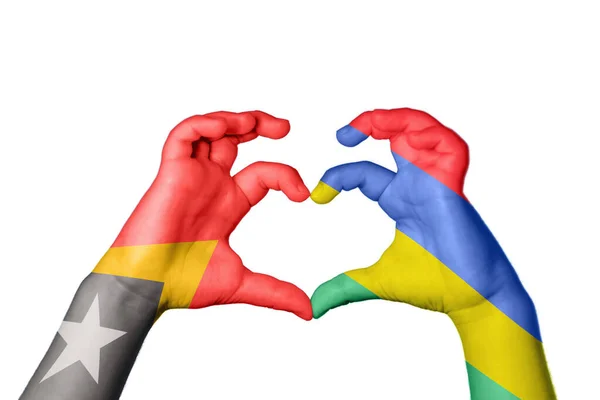 东帝汶Mauritius Heart Hand Gesture Making Heart Clipping Path — 图库照片