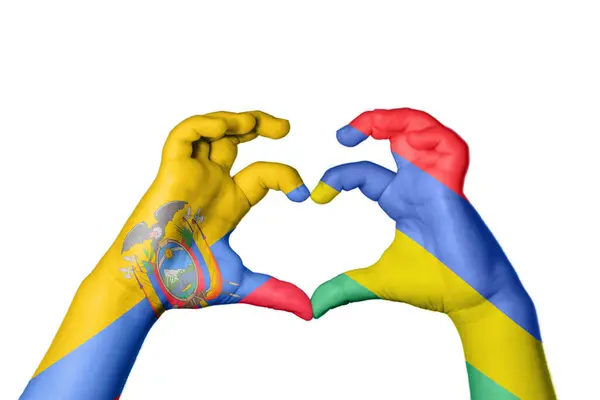 厄瓜多尔Mauritius Heart Hand Gesture Making Heart Clipping Path — 图库照片