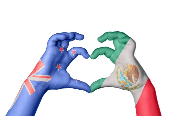 Nieuw Zeeland Mexico Hart Hand Gebaar Maken Hart Knippen Pad — Stockfoto