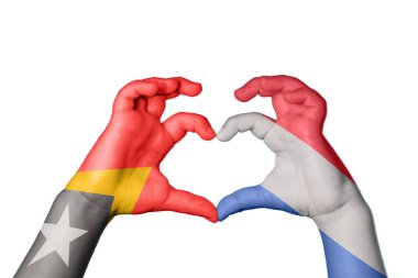 Doğu Timor Hollanda Kalbi, El hareketi kalp yapma, Kırpma Yolu