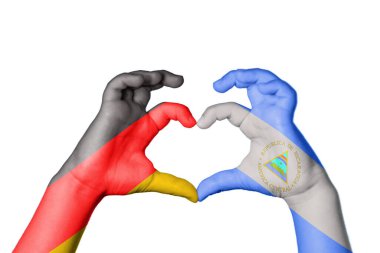 Almanya Nikaragua Kalbi, El hareketi kalp yapma, Kırpma Yolu