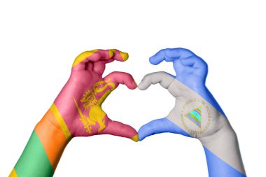 Sri Lanka Nikaragua Kalbi, El hareketi kalp yapma, Kırpma Yolu