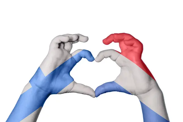 フィンランド オランダ心臓 ハンドジェスチャー作り心臓 クリッピングパス — ストック写真