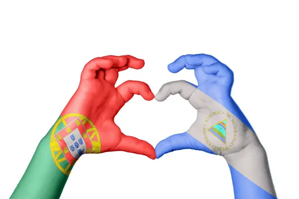 葡萄牙尼加拉瓜心脏 手手势制造心脏 收割路径 — 图库照片