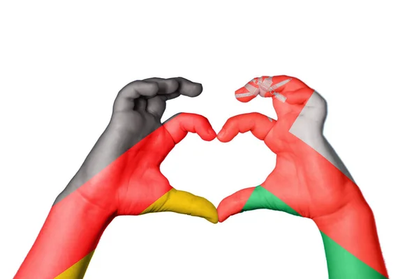 Duitsland Oman Heart Hand Gebaar Maken Hart Knippen Pad — Stockfoto
