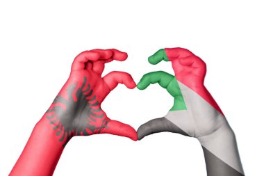 Arnavutluk Sudan Kalbi ve El Hareketi Kalp Yapıyor, Yol Kesiyor