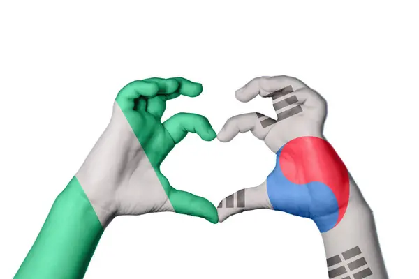 尼日利亚South Korea Heart Hand Gesture Making Heart Clipping Path — 图库照片