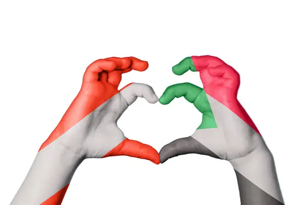 Австрия Судан Сердце Жест Руки Делает Сердце Клиппинг Путь — стоковое фото