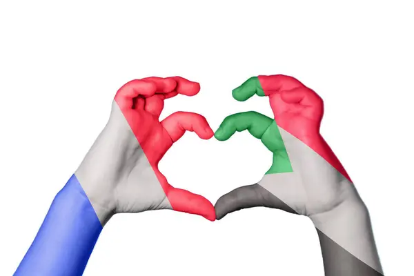 Γαλλία Sudan Heart Χειρονομία Χέρι Κάνει Καρδιά Κλίπινγκ Path — Φωτογραφία Αρχείου