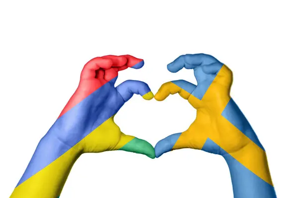 毛里求斯瑞典心脏 手手势制造心脏 收割路径 — 图库照片