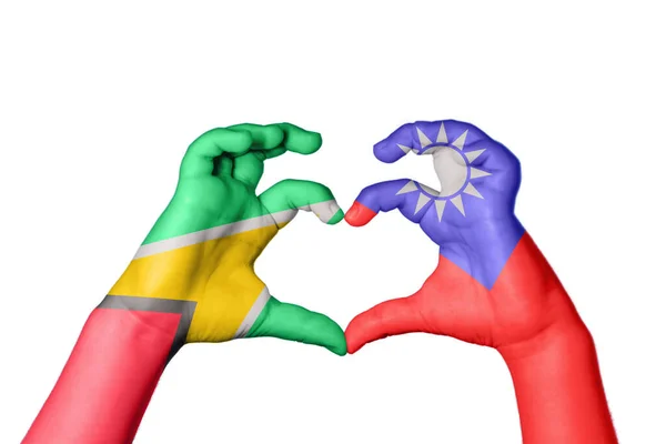 Guyana Taiwan Coeur Geste Main Faisant Coeur Sentier Coupure — Photo