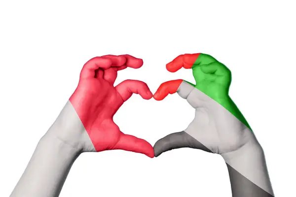 Μάλτα Ηνωμένα Αραβικά Εμιράτα Καρδιά Χέρι Χειρονομία Κάνοντας Καρδιά Περικοπή — Φωτογραφία Αρχείου