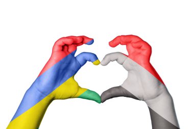 Mauritius Yemen Kalbi, El hareketi kalp yapma, Kırpma Yolu