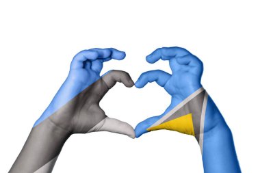 Estonya Saint Lucia Heart, El hareketi kalp yapma, Kırpma Yolu