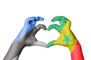 Estonya Senegal Kalbi, El hareketi kalp yapma, Kırpma Yolu