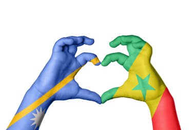 Nauru Senegal Heart, el hareketi kalp yapma, kırpma yolu.