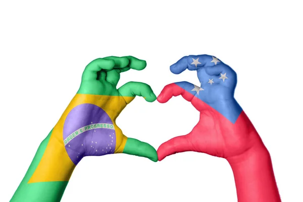 Бразилия Самоа Сердце Жест Руки Делает Сердце Клиппинг Путь — стоковое фото