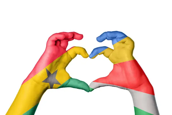 Ghana Seychelles Corazón Hacer Gesto Mano Del Corazón Recortar Camino —  Fotos de Stock