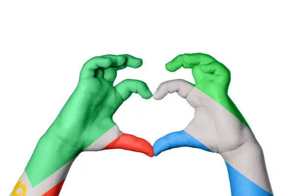 Τσετσενία Σιέρα Λεόνε Καρδιά Χέρι Χειρονομία Κάνοντας Καρδιά Ψαλίδισμα Μονοπάτι — Φωτογραφία Αρχείου