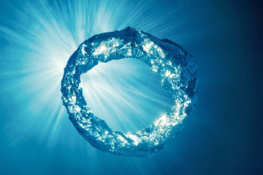 Kabarcık halkası Su altında güneşe doğru yükselir