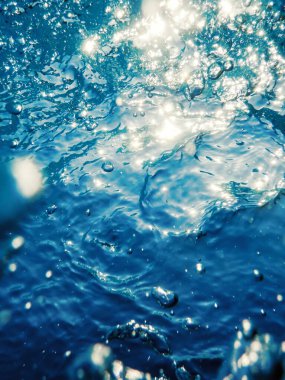 Sualtı Hava Kabarcıkları Güneş ışığı, Arkaplan Kabarcıkları