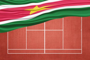 Clay Tenis Sahasında Bayrak, Spor Sembolü