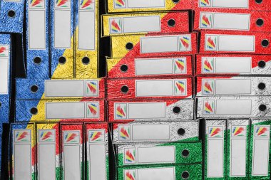 Seyşeller Bayrak Renkleri Dizini Yığını, Bürokrasi ve Hükümet İdaresi Onayı