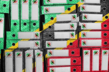 Saint Kitts ve Nevis Bayrak Renkleri Yığını, Bürokrasi ve Hükümet İdaresi Onayı