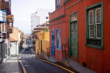 Gündüz vakti güzel Akdeniz kenti